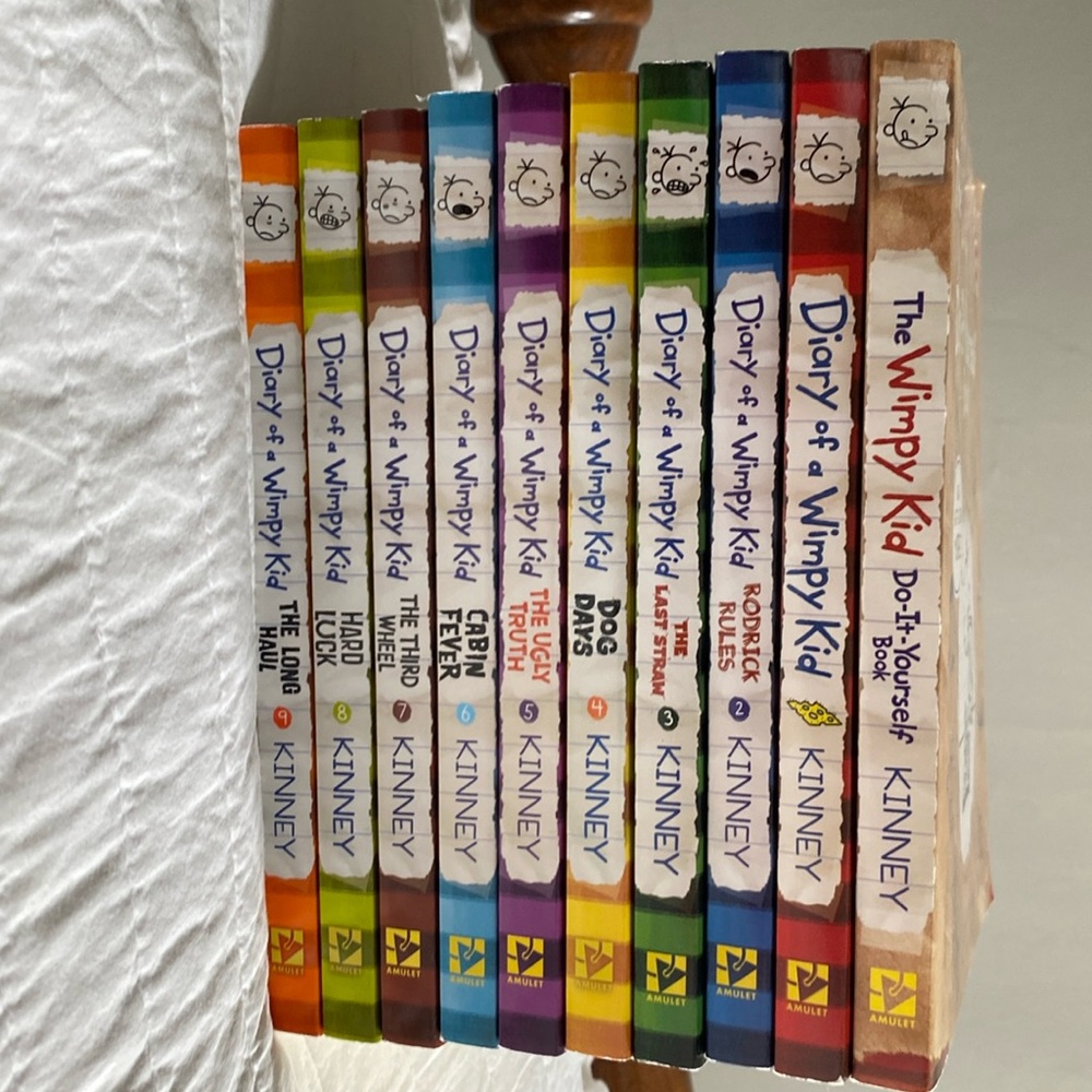 Diary of a wimpy kid books 1-9 plus do it yourself